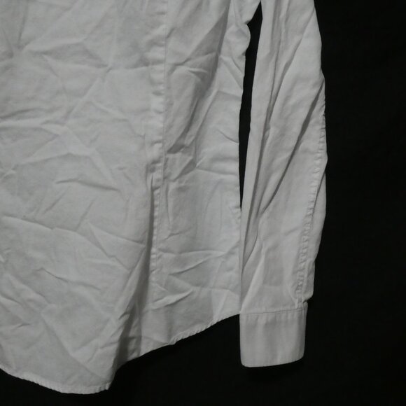 H&M | small | Slim Fit | Collared White Button-Up Dress Shirt | Black Buttons - Picture 14 of 14